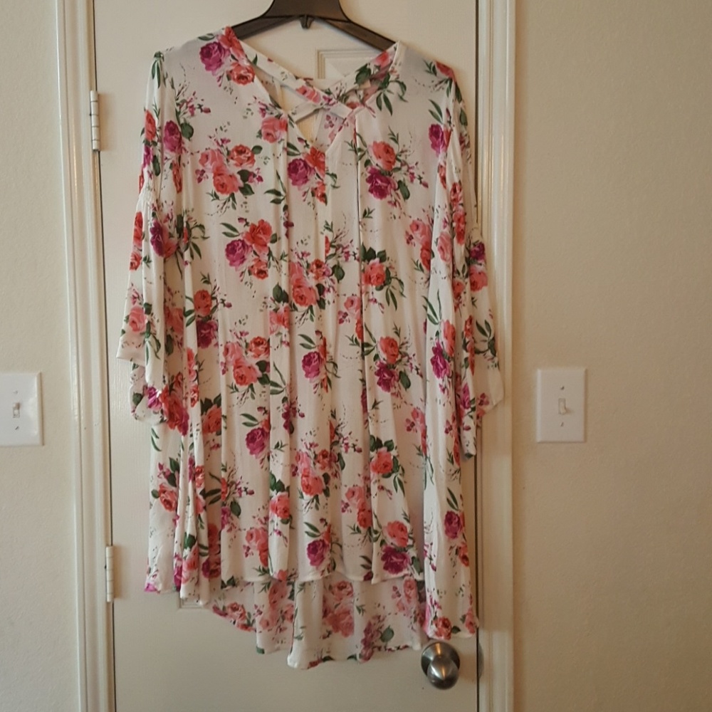 Beautiful plus size ivory floral dress.